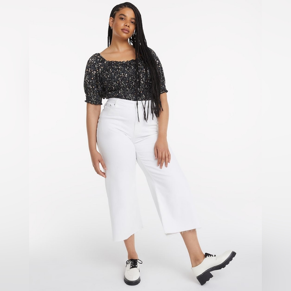 NWT Wide-Leg Jeans High-Rise Plus Size White Colour Stretchy Cropped - Picture 3 of 11